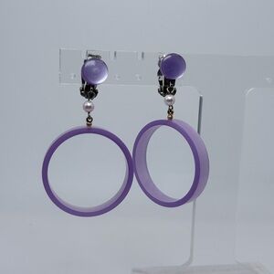 Vintage Lavender Lucite Clip On Dangle Circle Earrings Mod Japan
